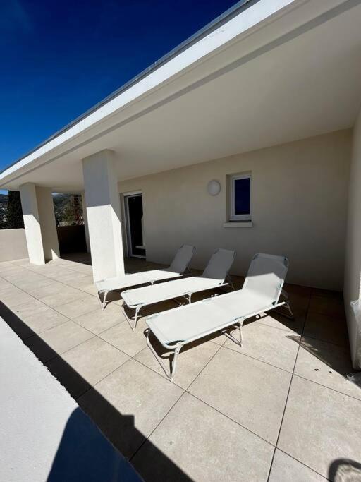 Superbe Appartement 3 Chambres A Грасс Экстерьер фото
