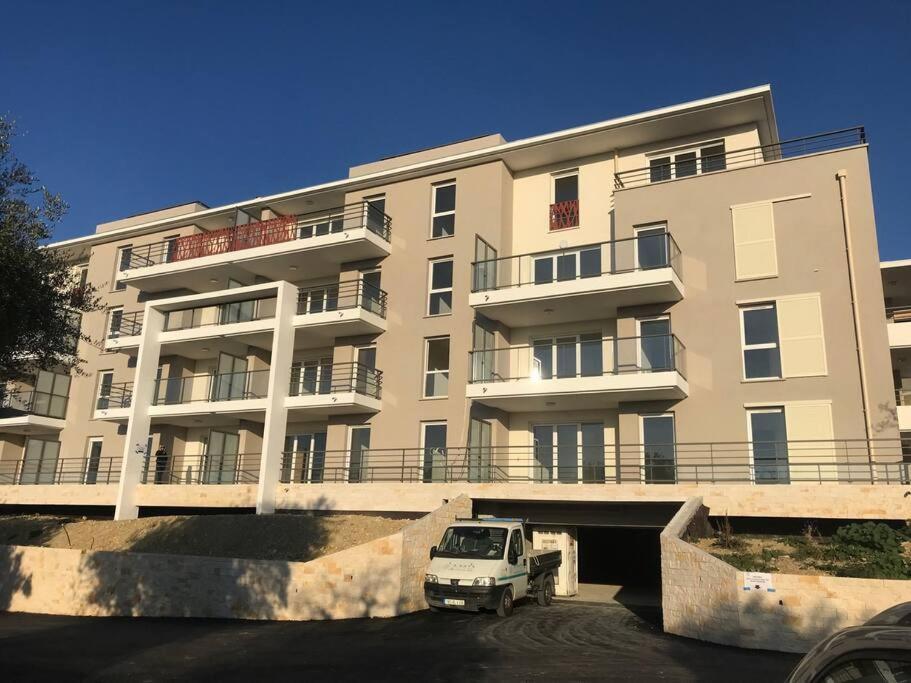 Superbe Appartement 3 Chambres A Грасс Экстерьер фото
